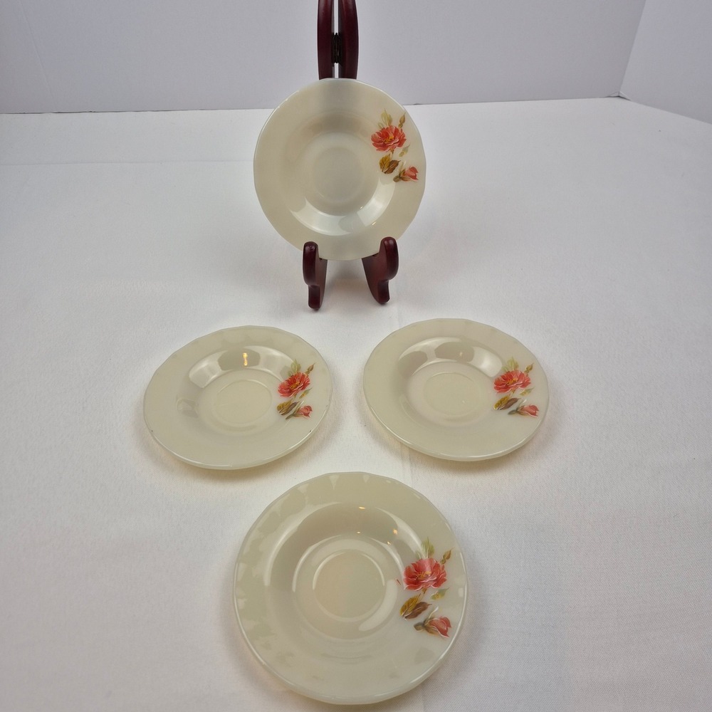 Rigopal‎ Industria Argentina Saucers Set 4 Vintage Floral Milk Glass Plates Vtg